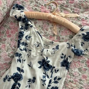 Hollister Floral Puff Sleeve Dress XS